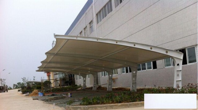 专业加工设计汽车停车棚电动小轿车膜结构雨蓬膜材加工批发