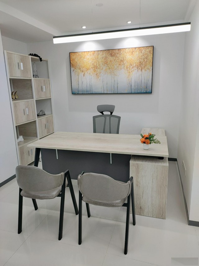 创业基地联合办公空间，精装修可注册可开户可备案