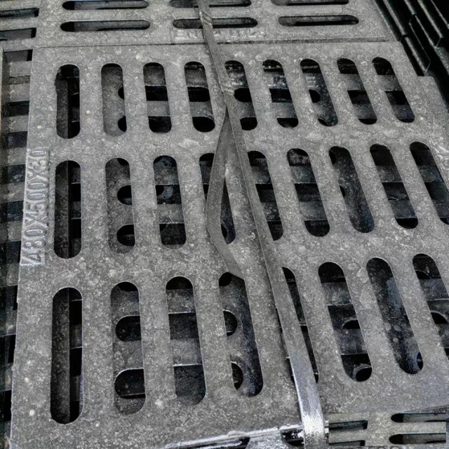 球磨铸钢井盖订购排水沟盖板争创世界名牌