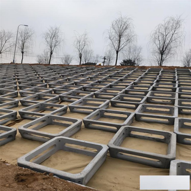 铁锐建材水利生态框格护破混凝土材质硬度高稳定性强