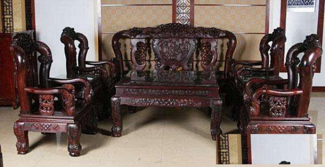 万州高价回收二手红木家具大红酸枝沙发床衣柜老红木收购