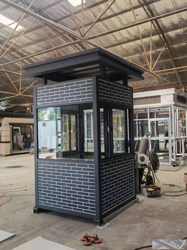 吕梁金属雕花板岗亭钢结构治安岗亭