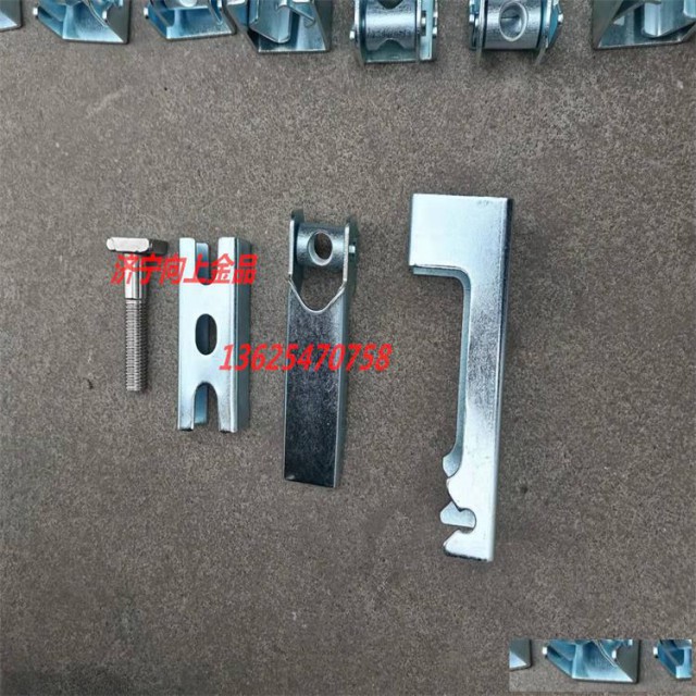 导料槽防溢裙板夹持器不锈钢夹持器304不锈钢镀锌夹持器