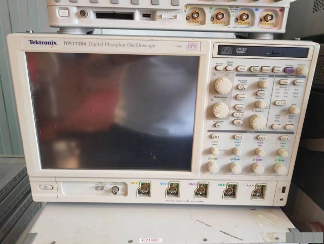租赁美国原装泰克DPO7104示波器