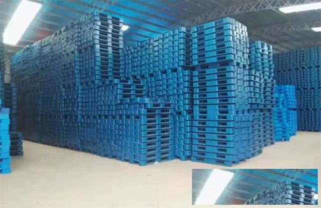 二手塑料托盘回收，北京回收库房货架回收.二手塑料托盘