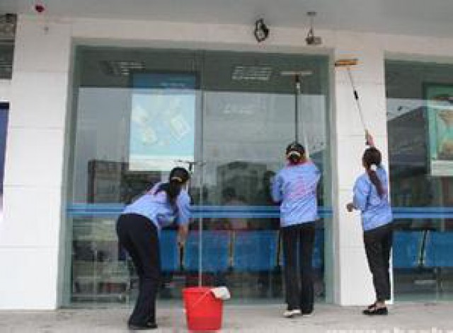 南京江宁区附近保洁清洗公司地毯清洗窗户玻璃清洗开荒保洁服务