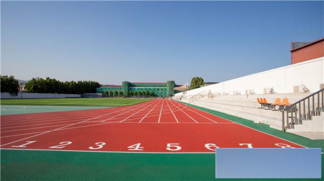 预制型跑道的日常维护和普通塑胶跑道的不同