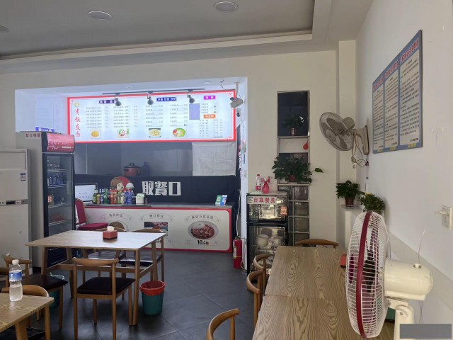 特佳铺编号2312任丘市华油商业街餐饮店转让