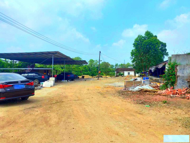 从化区棋杆墟附近16亩土地平地鱼塘房屋农庄整体转让