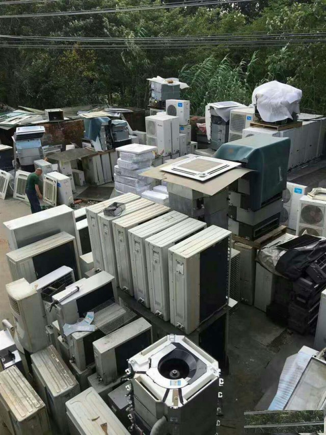 专业快速回收空调旧冷库散热片电话
