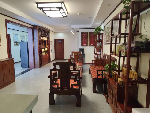 特佳铺编号2335任丘市金台园北门临街精装美容店转让