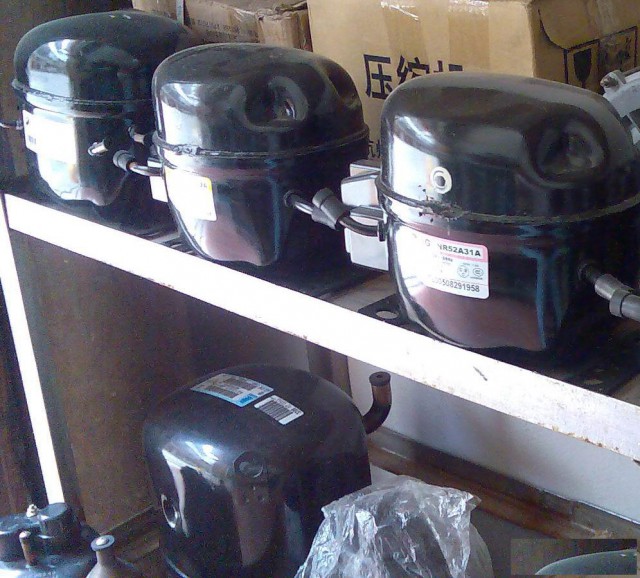 上门回收压缩机旧散热片不锈钢空调