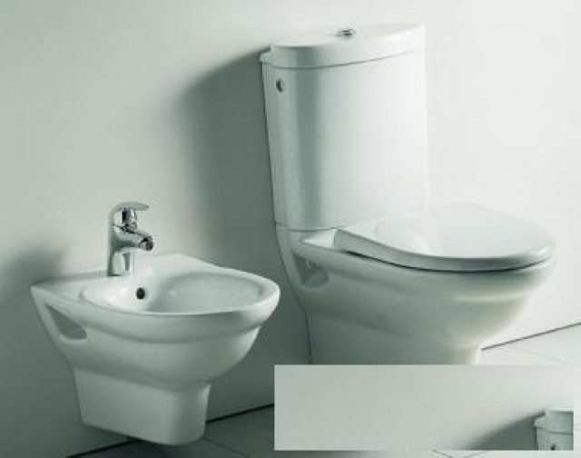 上海劳芬马桶卫浴故障专修售后长宁区马桶冲水缓慢维修