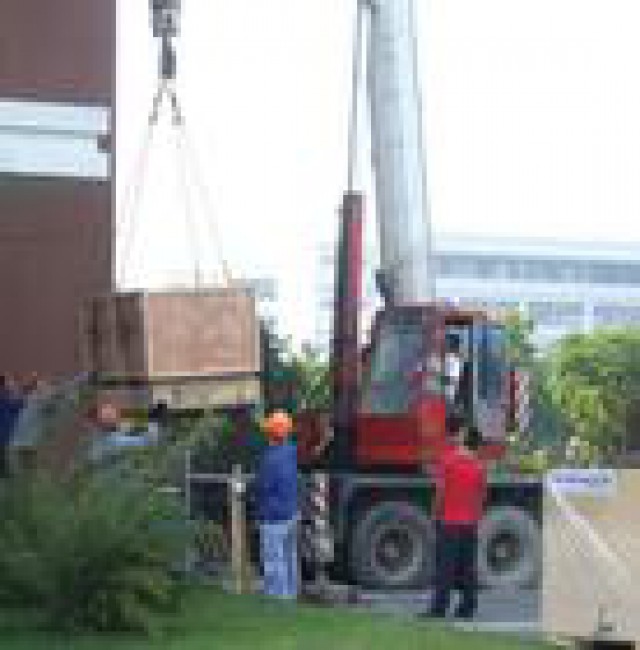 起重吊装空调机组