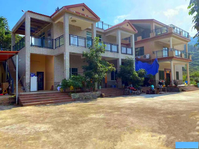 从化区棋杆墟附近有150亩山庄鱼塘别墅楼房整体转让