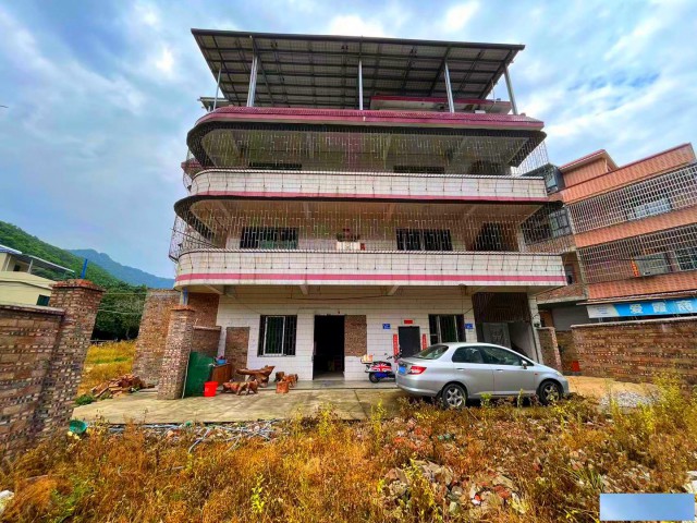 从化区桃花小镇溪水边1亩土地630平方楼房整体转让