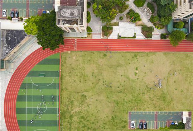 塑胶跑道的维护保养知识