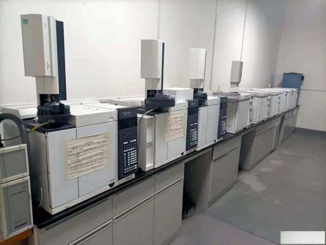 北京回收频谱分析仪示波器色彩照度计信号发生器回收色谱仪