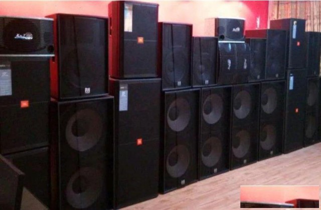 北京回收KTV、DJ厅、酒吧、演艺厅、电影院等进口音响功放