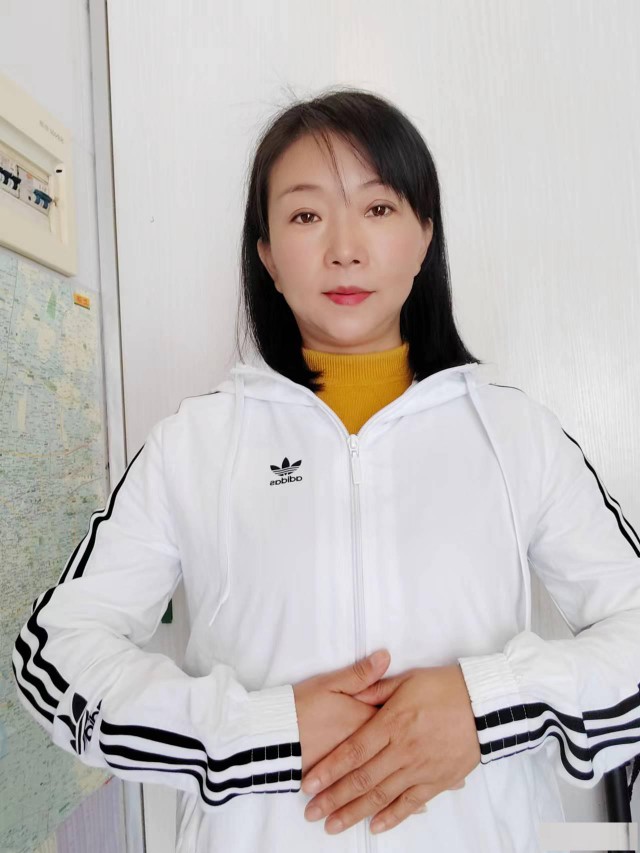 开车熟练做菜拿手的优秀住家阿姨待聘欢迎选用