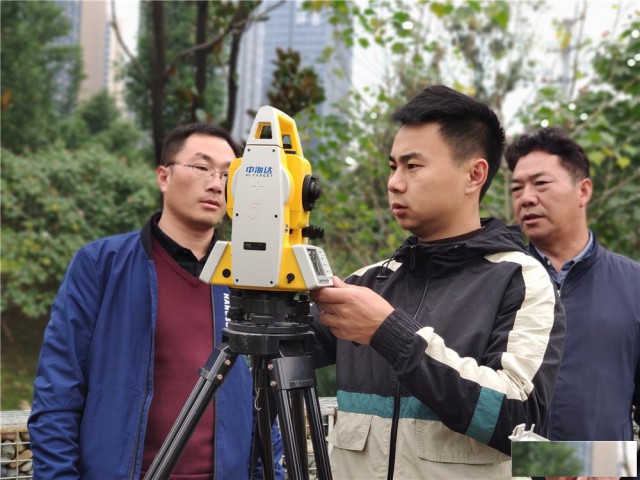 工程测量员培训班实战学水准仪全站仪