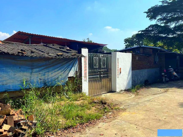 从化区鳌头镇人和2亩土地1200平方房屋整体转让