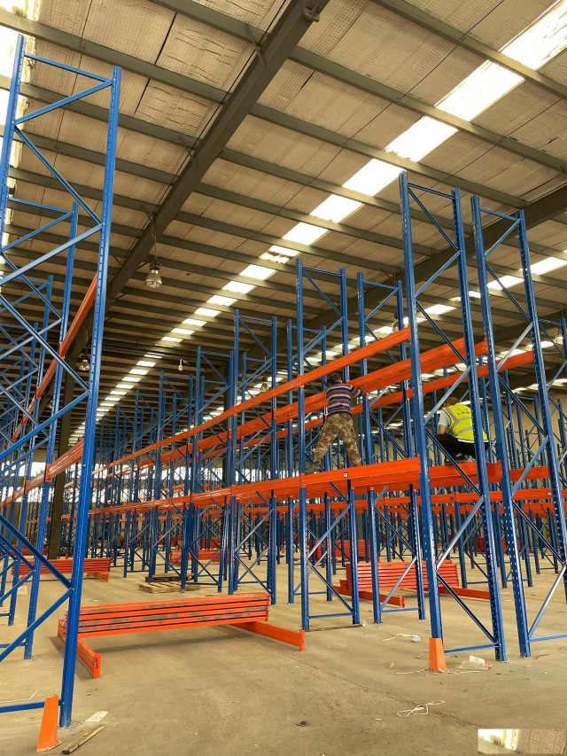 回收横梁式高位重型货架二手货架回收拆除