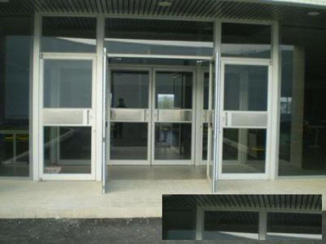 定做玻璃门换玻璃窗厂家