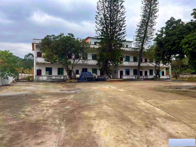 从化区鳌头有7亩旧小学场地1300平方楼房整体出租（