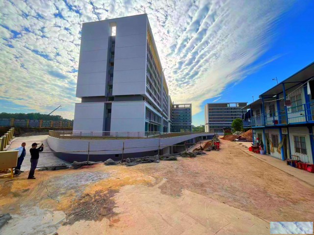 广州白云区有30亩学校场地4.9万平方楼房整体出租