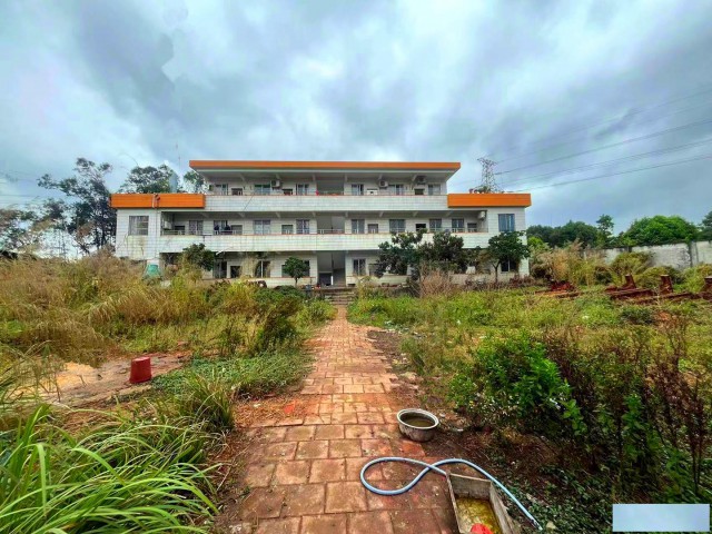 从化区鳌头18亩旧小学场地3000平方房屋整体出租