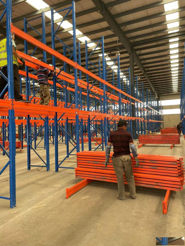 高价大量收购库房重型货架二手旧仓储货架回收