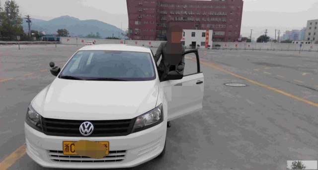 温州学手动挡找哪个驾校？