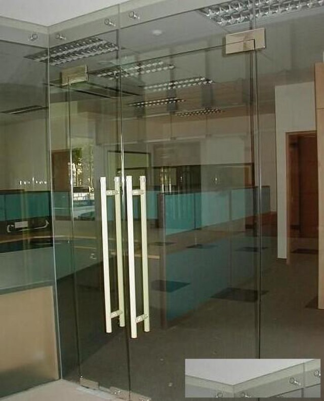 地弹簧玻璃门安装报价北京东城安装感应玻璃门