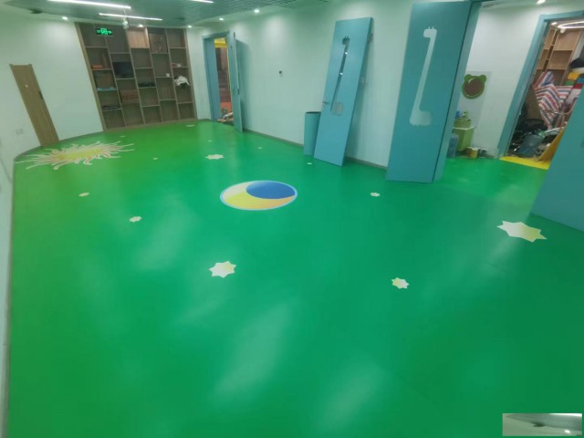 供应幼儿园通道活动室定制地胶个性定制地胶地板卡通图