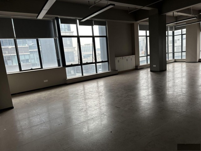 45元每方清布地铁站上盖中恒国际206方写字楼出租