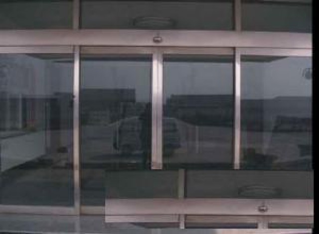 上海虹口区自动门感应门不通电维修