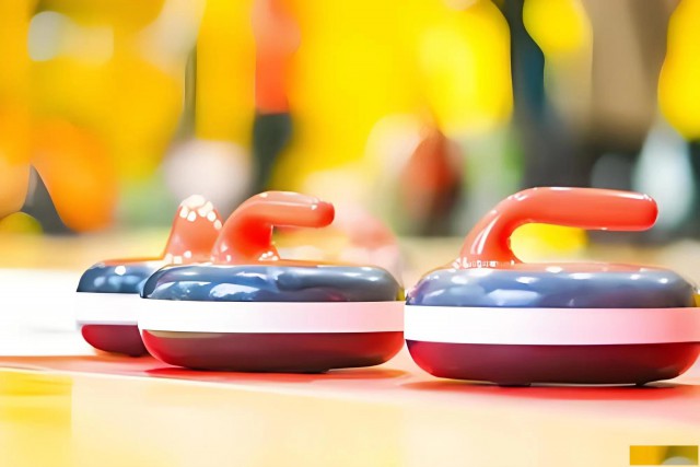 广州春日旱地冰壶团建