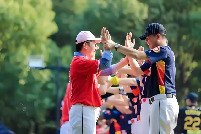 广州帽峰山生态园定制版棒球团建盛宴