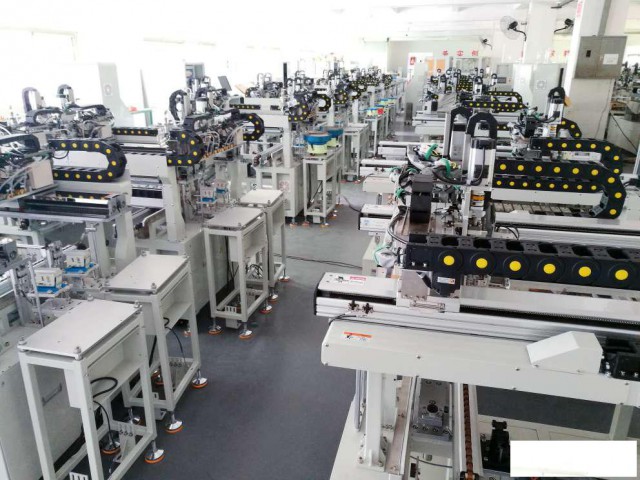 全自动拔插胶钉机