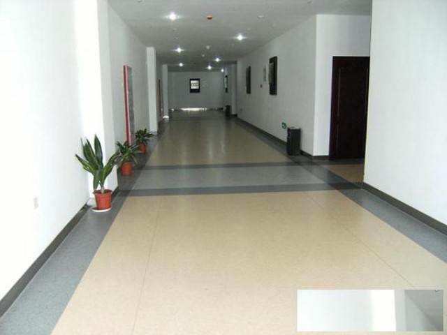 青岛春彩PVC卷材地坪工程防油渗