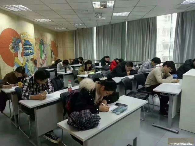 五年制专转本数字媒体艺术和数字媒体技术有区别吗？就业好不好？