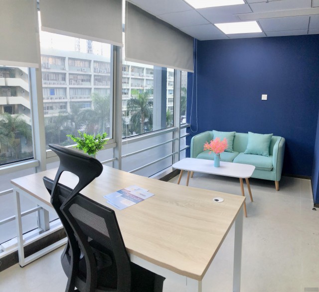 龙岗中心城1到10人创客空间，配红本