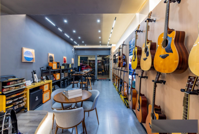 长沙地区吉他钢琴长沙律动乐器批发零售设备租赁