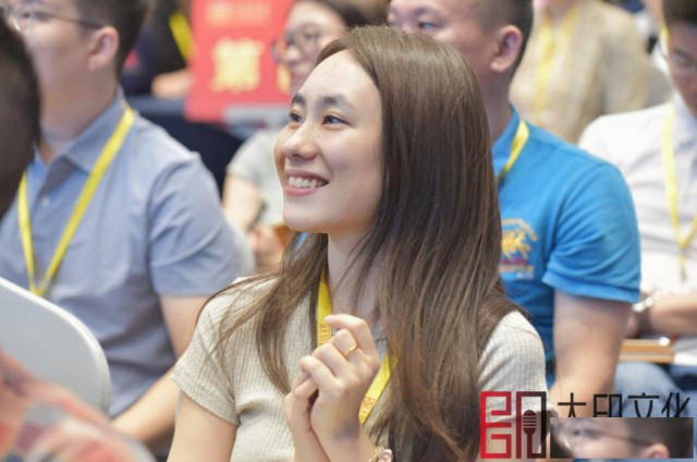 【总裁演说思维】开启金钱管道的智识之旅