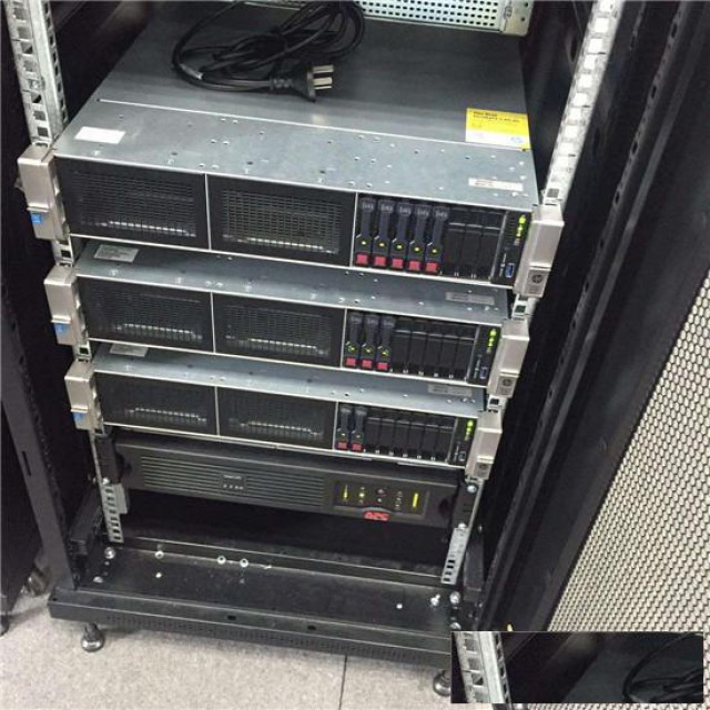 回收电脑交换机服务器线路板投影机UPS电池