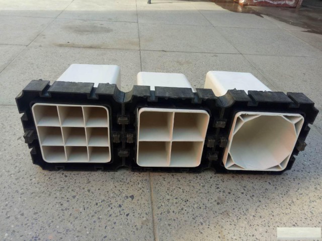 PVC通信格栅管管枕92/107格栅管支架管托