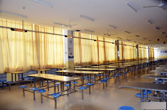 伟而特红外取暖：温暖学生餐厅的每一个冬日