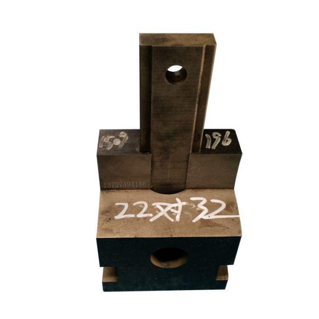 方管冲孔简易模具方管冲孔简易模具