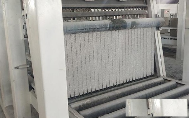 匀制板成套设备